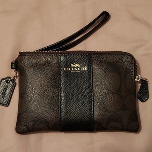 Coach Small Wristlet In Colorblock Signature Canvas Leather Preowned